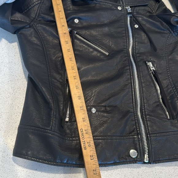 Blank NYC The Essentials Women's Jacket Size M Moto Vegan Black Leather Chrome - Picture 14 of 16